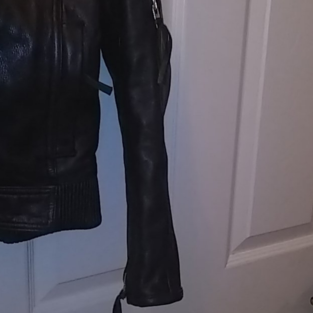 First Classics Leather Gear Ladies Leather Motorcycle Jacket View 6